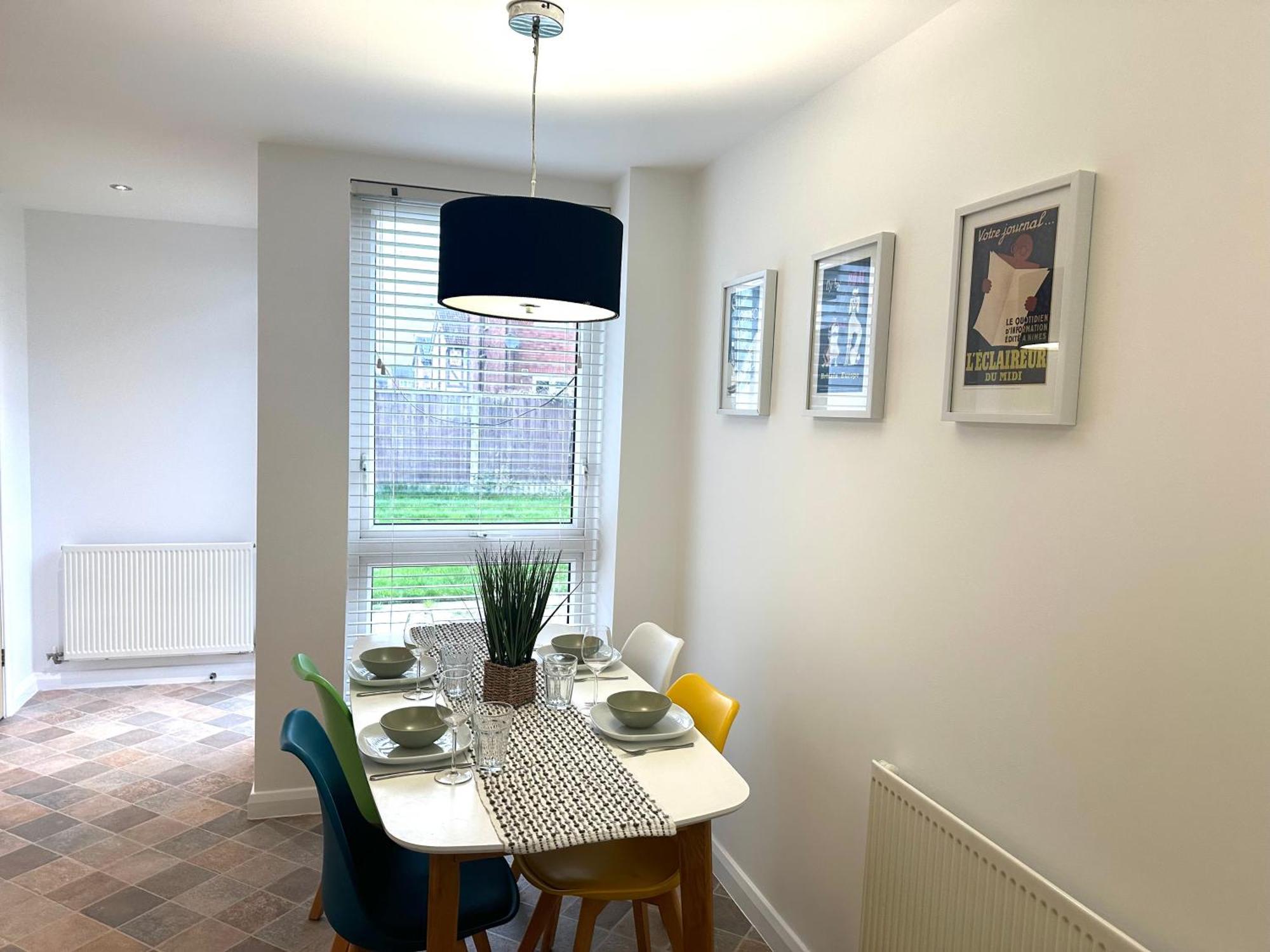 Ao & Etihad Stadium 6 Guest Stay- 3 Bedroom Central House With Parking & Wi Fi Mánchester Exterior foto